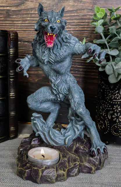Gothic Werewolf Tea Light Candle Holder Statue Lycan Beast Wolf Man Figurine Werewolves Direwolf Fantasy Decor Sculpture for Halloween Underworld Macabre Mystic Decorative Candleholder