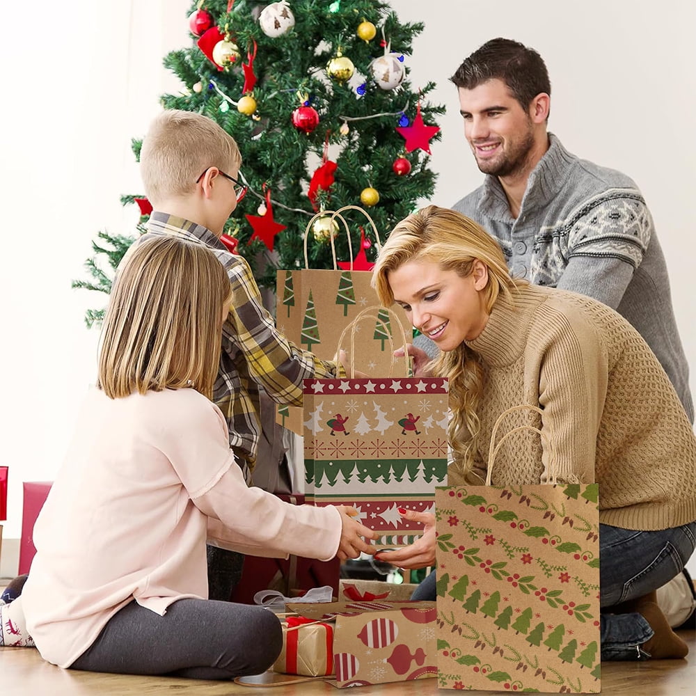 24Pack Gift Bags Christmas Kraft Gift Bags Paper Goody Gift Christmas Gift 9 x 7.3 x 3.3in